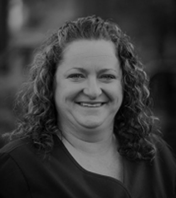 portrait of Erin - Dental Hygienist